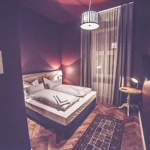 Luis Regensburg
